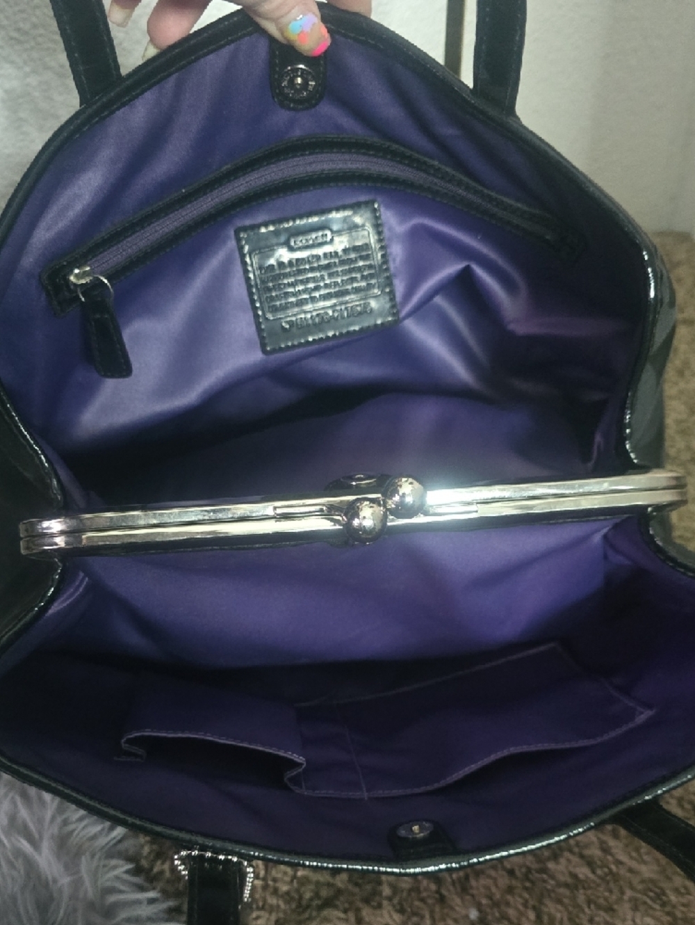 Coach Poppy Black & Purple Pop Graffiti Glam Kisslock Shoulder Bag (EUC)🖤💜🖤 - Picture 8 of 12
